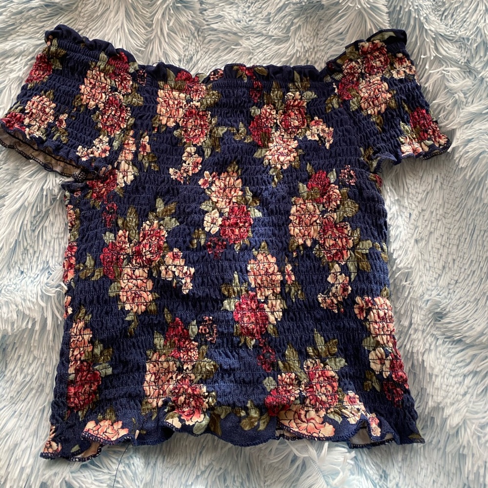 Crop top